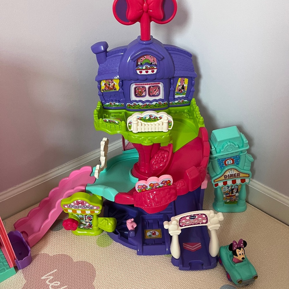 Minnie Mouse  smart wheels